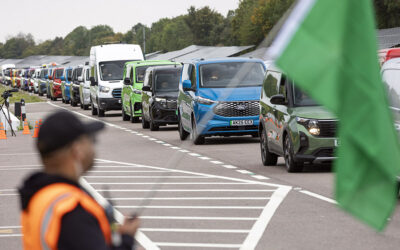 Um desfile de Transit!